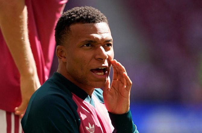 Frankrig -Mbappe om Zidane-ansættelse: Det er som en film