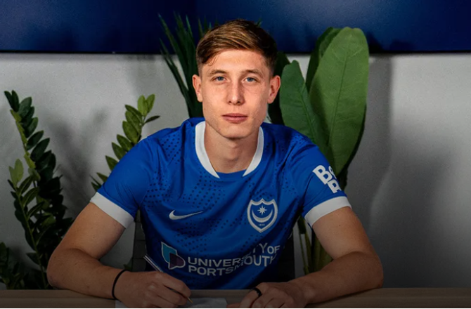 Championship -Németh-konkurrent skifter til Portsmouth 