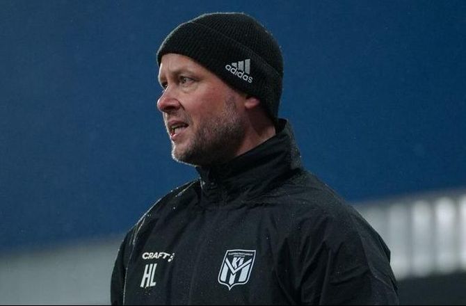 Betrideildin -Klaksvik smider Hoseth-afløser på porten