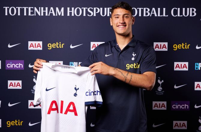 Premier League -Spurs sender ung angriber til Argentina 