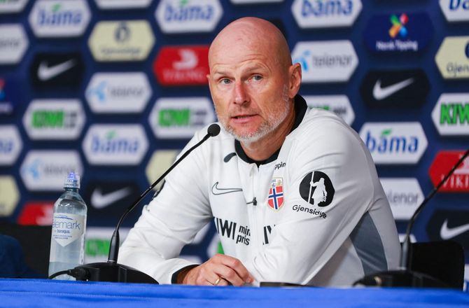 Venskabskampe -Jon Dahs tilgang undrer Ståle: Langt bedre match