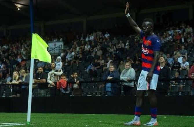 2. division -Første siden Nicki Bille: Frem jubler over salg