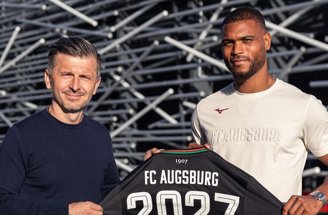 Bundesliga -Thorups Augsburg henter tidligere Premier League-angriber