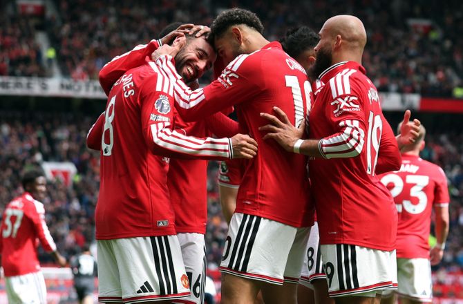Premier League -Bruno Fernandes blev historisk i United-sejr