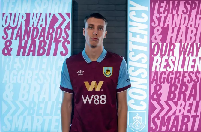 Premier League -Burnley henter Ligue 1-stopper på lån