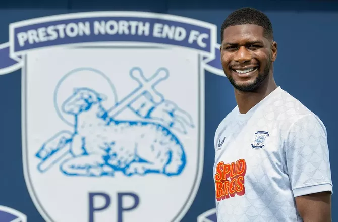 Championship -Preston køber forsvarer i Brighton
