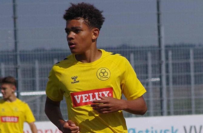 3F Superliga -Brøndby og AZ bejler til Horsens-talent