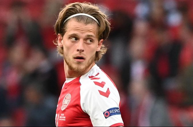 VM kval. UEFA -Mathias Jensen erstatter Billing på landsholdet