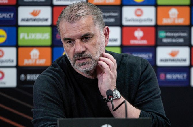 Europa League -Postecoglou svarer igen: Hvorfor skulle United være relevant?