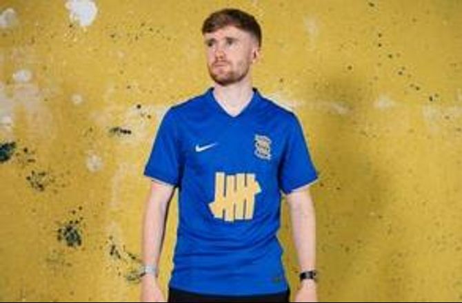 Premier League -Wolves sender Tommy Doyle til Birmingham