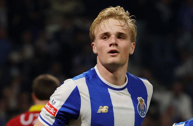 Europa League -Efter pragtkamp: Froholdt henvist til bænken