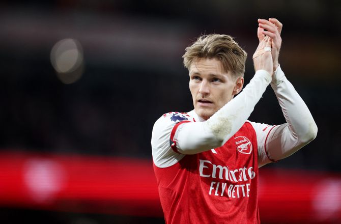 Premier League -Ødegaard giver løfte: Vi vil tage trofæerne hjem
