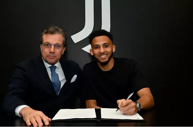Serie A -Lloyd Kelly kan få Juve-debut