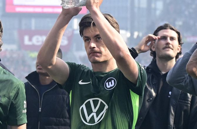 Bundesliga -Mæhle efter overlevelseskamp: Sindssygt at være en del af