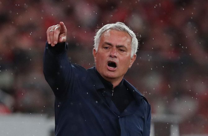 Primeira Liga -Mourinho bekræfter tilbud: Vil ikke se på det