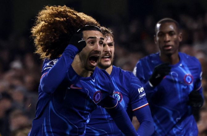 Premier League -Chelsea overvandt Sanchez-drop