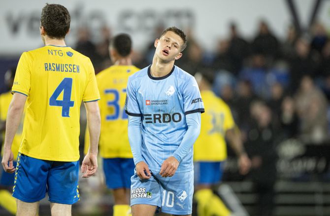 3F Superliga -Møde på stadion: Agent spottet med Bundgaard