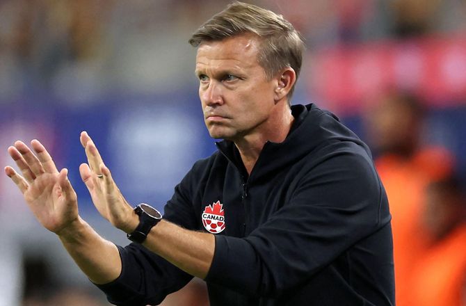 FIFA VM -Før VM: Canada giver fire år mere til Jesse Marsch