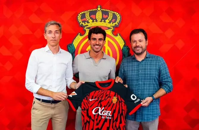 La Liga -Uheldig Dortmund-back vender hjem til Mallorca