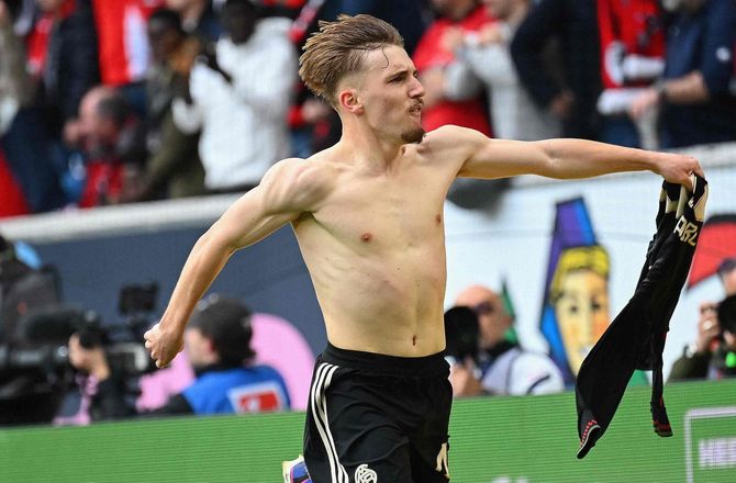 Bundesliga -Bayern-helt: Altid drømt om at smide trøjen efter sent mål