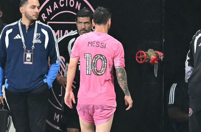 Major League Soccer -Kort inden VM: Messi ramt af overbelastningsskade