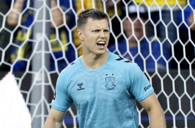 3F Superliga -Patrick Pentz vinder Det Gyldne Bur