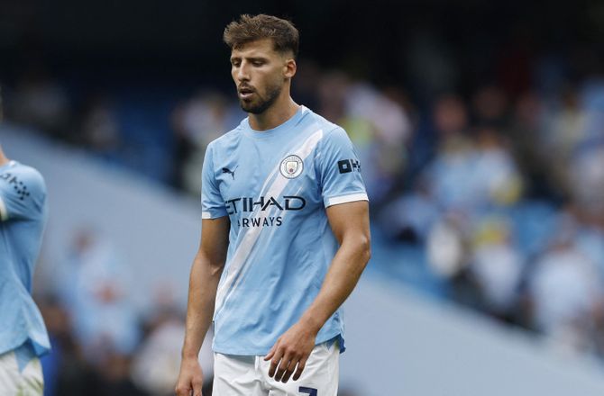 Premier League -PL-panel indrømmer: Dias skulle have set rødt