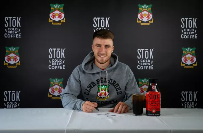 Championship -Wrexham henter Boltons anfører