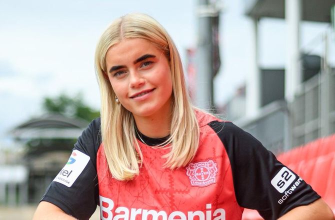 Danmark (k) -Kramer undgik Pernille Harder-drilleri: Ser stadig op til hende