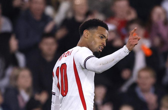 FIFA VM -Ethan Nwaneri tilslutter sig England-lejren