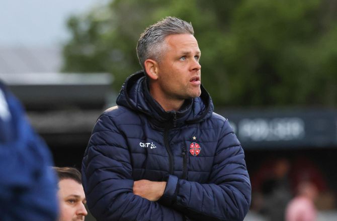 International -Daniel Elly stopper i Frem - bliver assistent i Fremad Amager