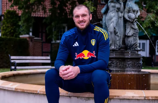 Premier League -Leeds køber målmand i Lyon
