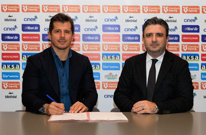 SüperLig -Emre Belözoğlu lander nyt trænerjob 