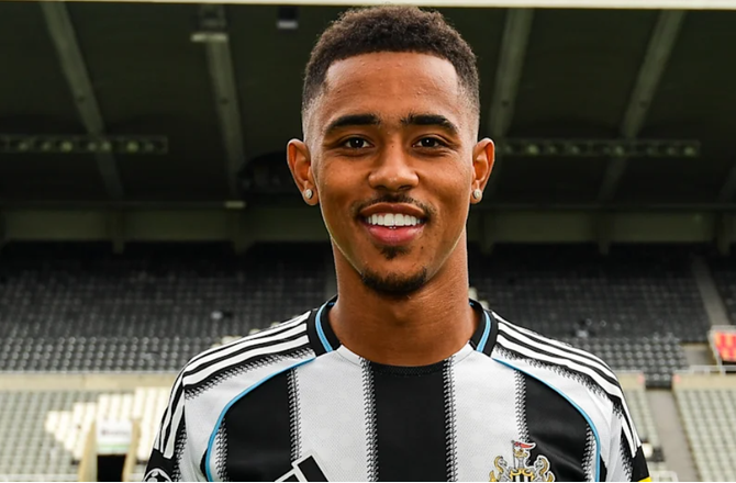 Premier League -Officielt: Jacob Ramsey skifter til Newcastle
