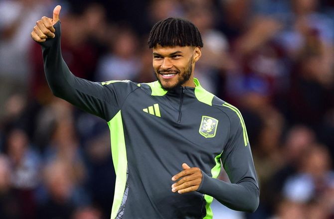 Premier League -Tyrone Mings forlænger med Aston Villa