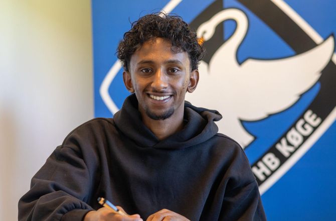 Betinia Liga -HB Køge forlænger med Salah
