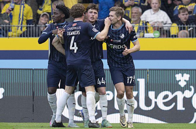 3F Superliga -Byskov og Dyhr nomineret til rundens mål