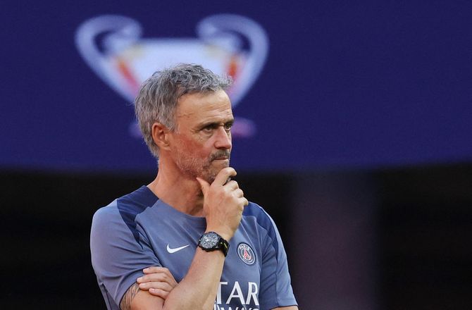 Champions League -PSG-chef sender roser til Arsenal: Fortjent mester
