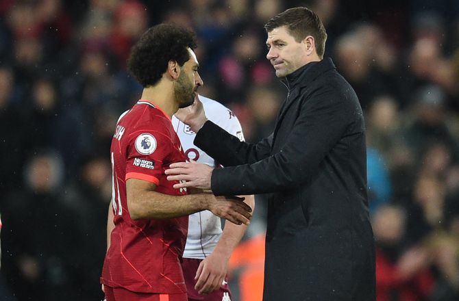 Premier League -Gerrard om Salah-tweet: Hård kritik af Liverpools stab