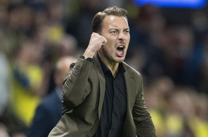 Premier League -Tidligere Brøndby-assistent rygtet til West Ham: Smigrende