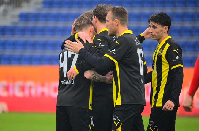 Betinia Liga -Aarhus Fremad forlænger med Carl Nygaard