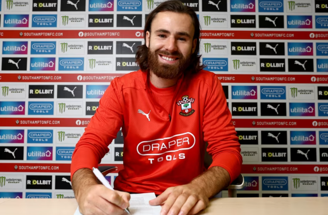 Premier League -Southampton henter Villarreal-angriber 