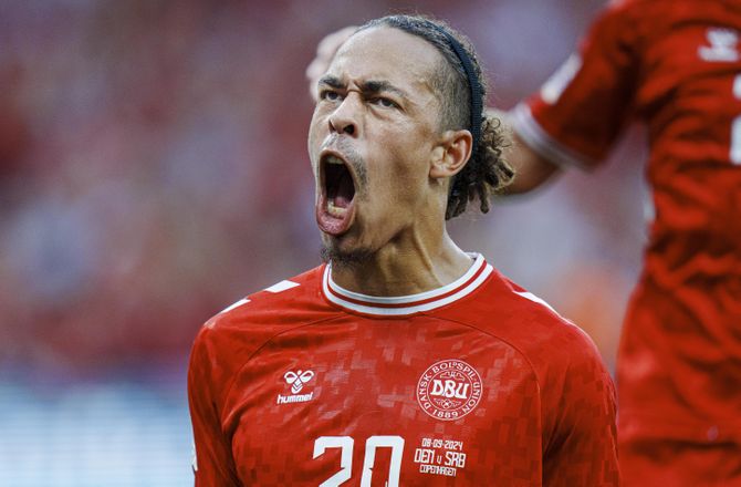UEFA Nations League A -Yussuf Poulsen-saksespark er årets mål