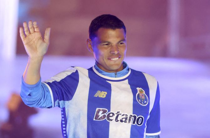 Primeira Liga -Thiago Silva forlader FC Porto