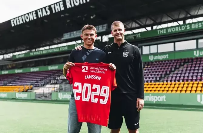 3F Superliga -FCN forlænger med Janssen