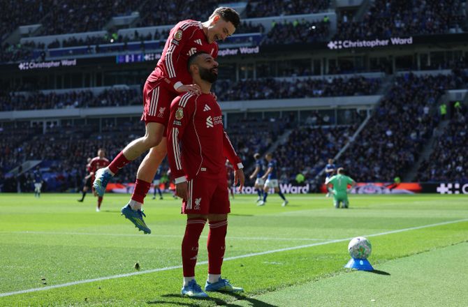 Liverpool -Wirtz forsvarer Salah-tweet: Han er en ærlig fyr