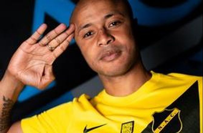 Æresdivisionen -Nytårsknald i Breda: Skriver med André Ayew