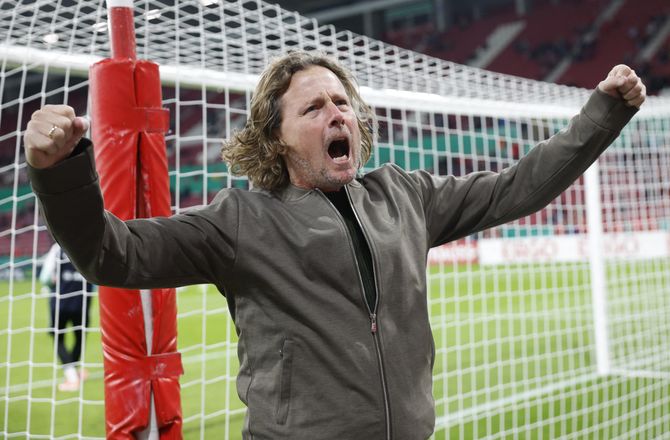 Conference League -Bo Henriksen-time: Mainz slog Fiorentina til allersidst