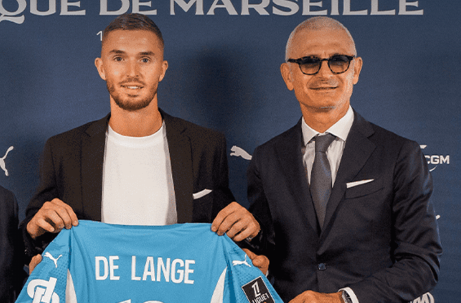 Ligue 1 -Marseille fortsætter voldsom oprustning med ny keeper