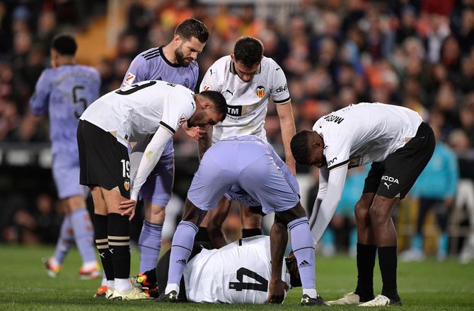 La Liga -Valencia bekræfter: Diakhabys knæ gik af led